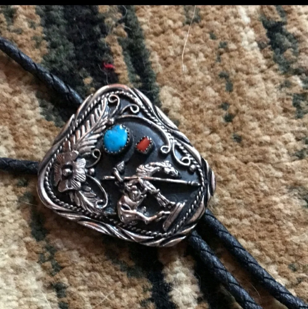 Geniune turquoise and coral Bolo tie - Picture 1 of 6
